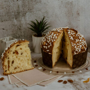 Panettone Tradizionale con canditi e uvetta